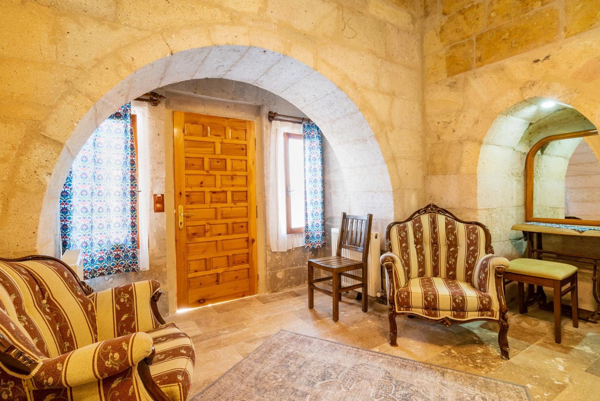 מלון נבשהיר Cappadocia Inans Cave & Swimming Pool Hot מראה חיצוני תמונה