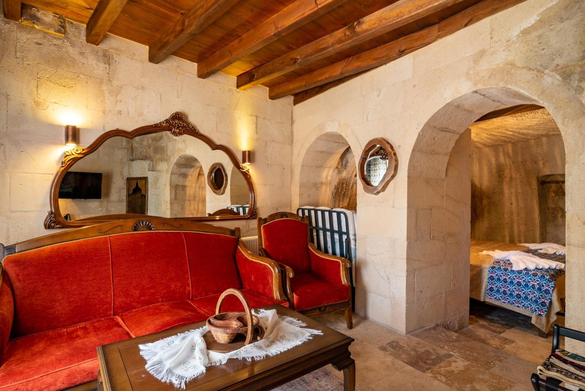 מלון נבשהיר Cappadocia Inans Cave & Swimming Pool Hot מראה חיצוני תמונה
